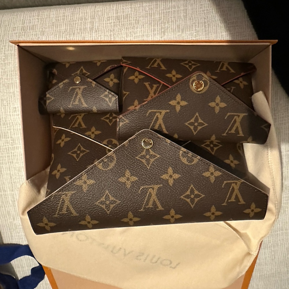 Louis Vuitton Brown and Gold Monogram Wallet Trio - Picture 4 of 6